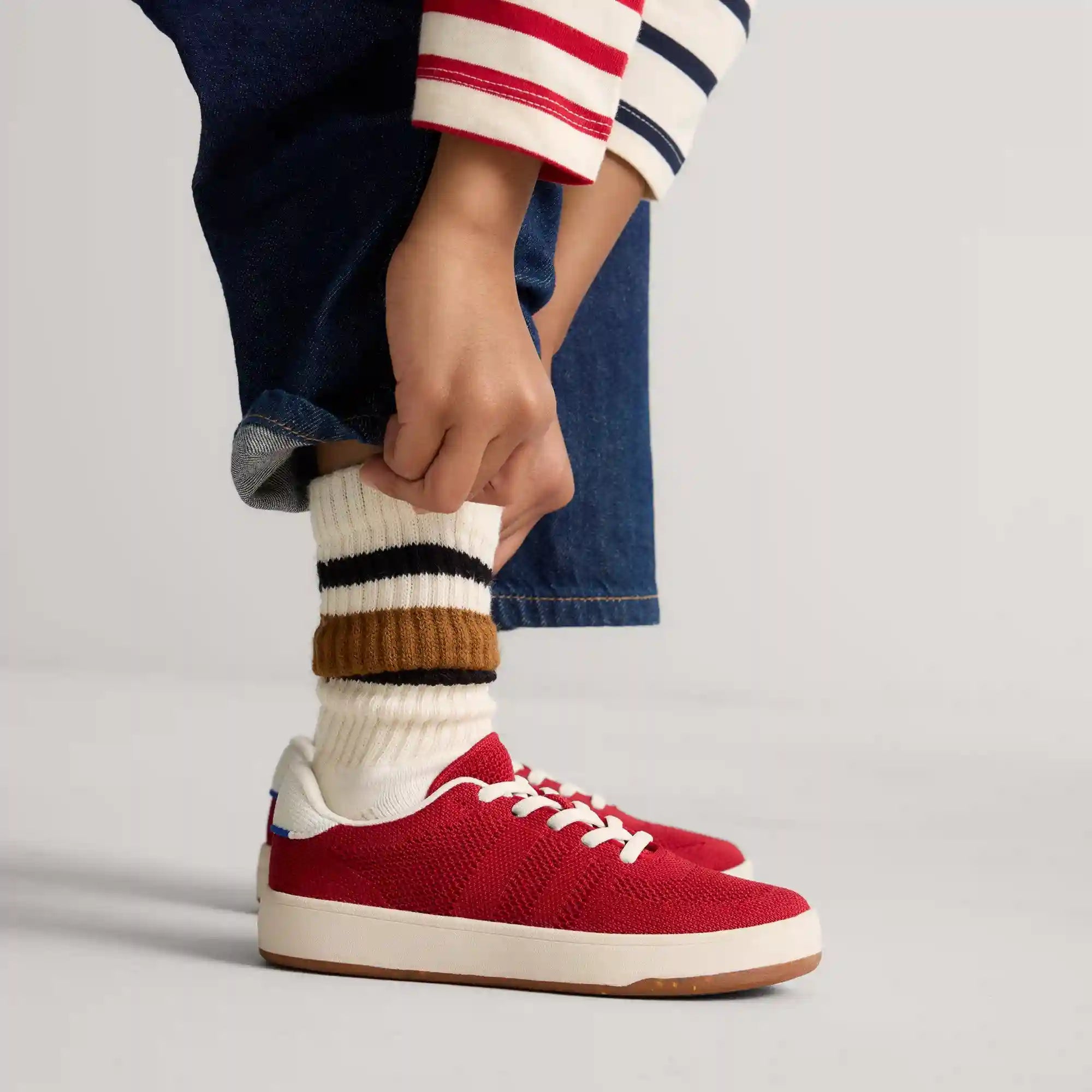 The Kids Stretch Sneaker - Firecracker