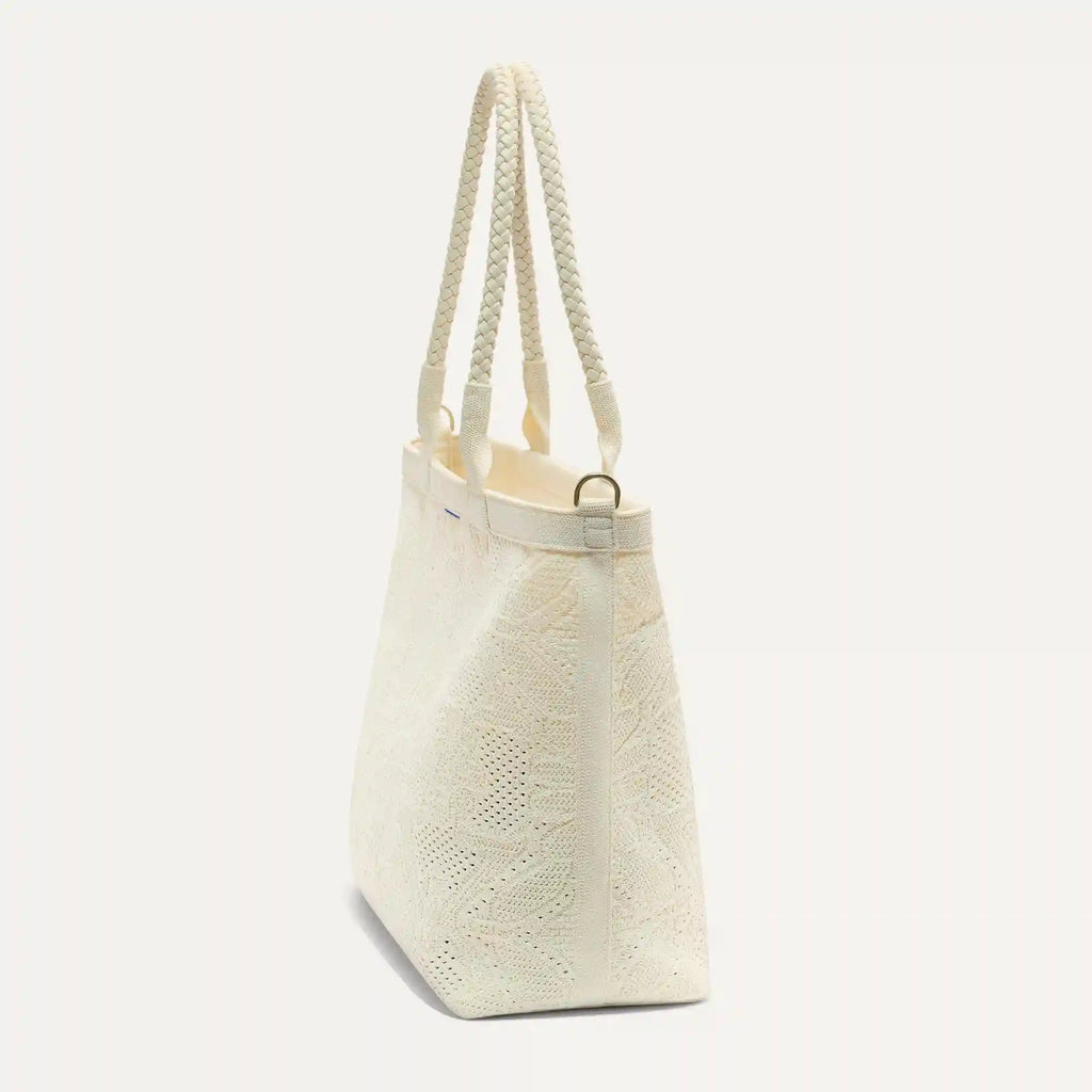 The Lightweight Zip Tote - Moonflower