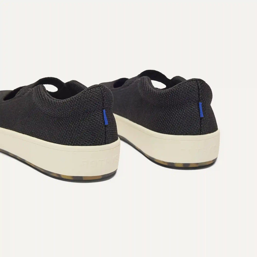 The Kids MJ Sneaker - Black