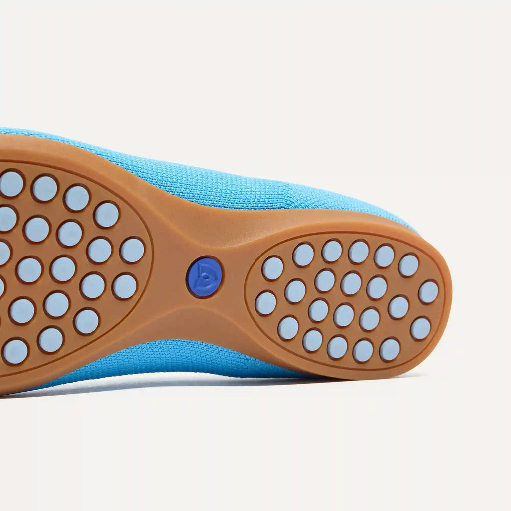 The Daily Flat - Robin Blue