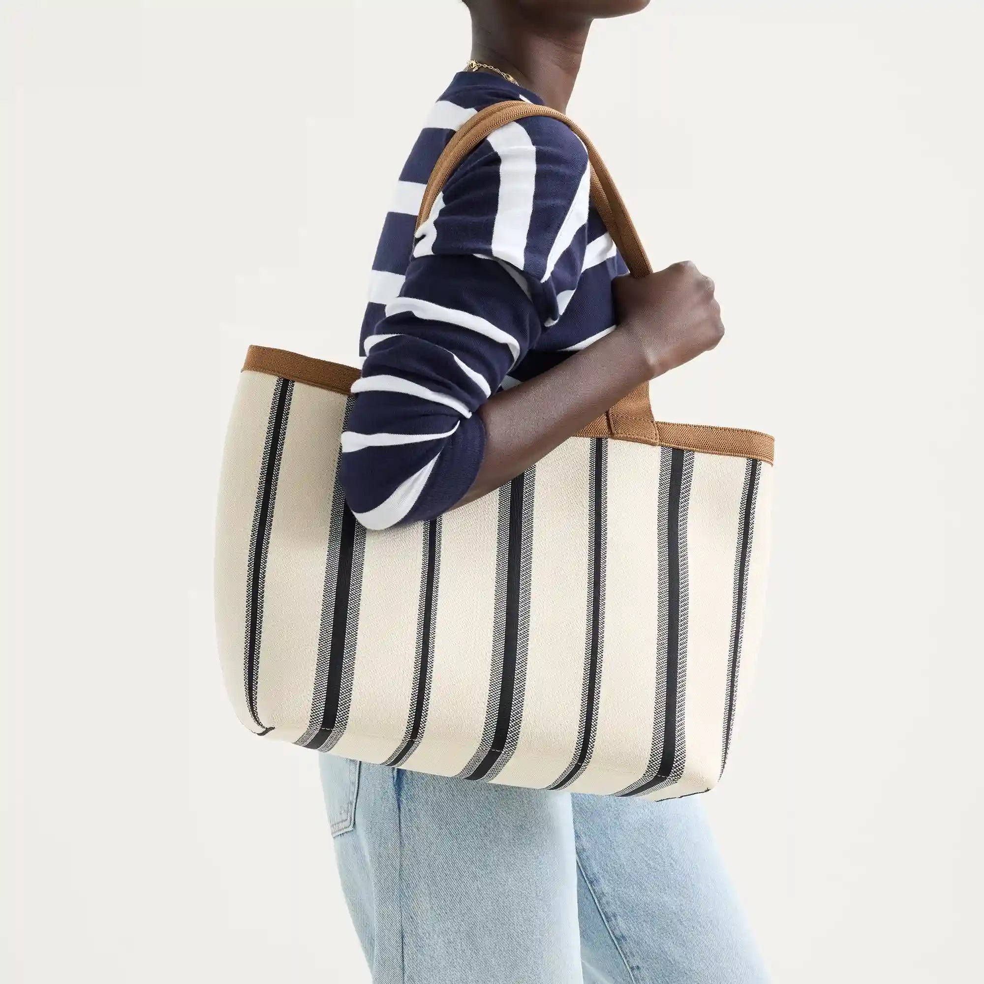 The Lightweight Zip Tote - Coastline