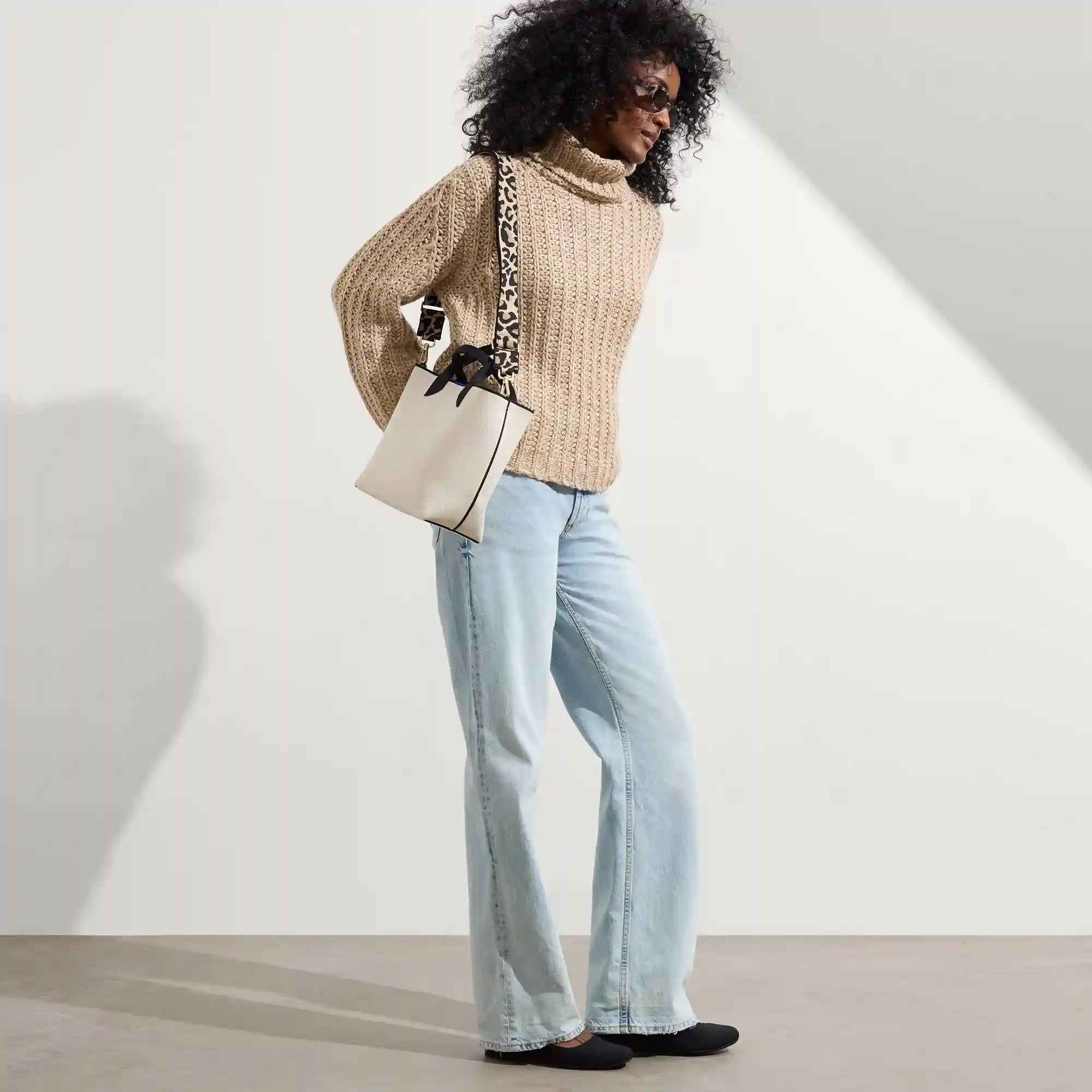 The Crossbody Strap - Desert Cat
