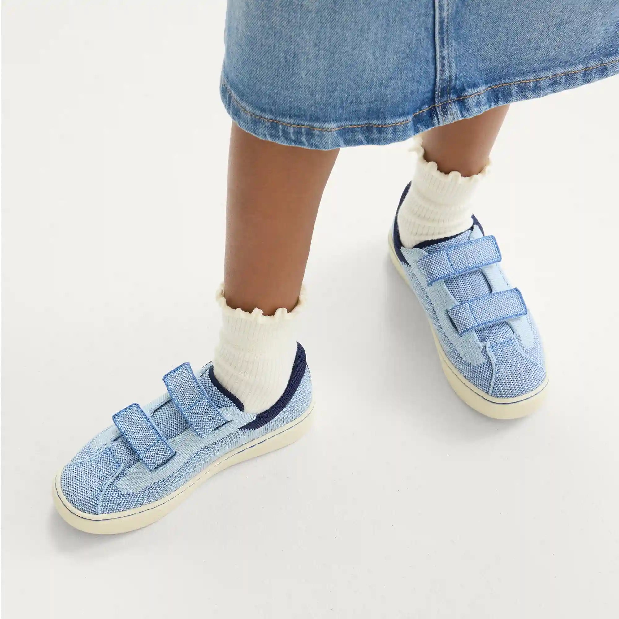 The Kids Strap Sneaker - Berry Blue