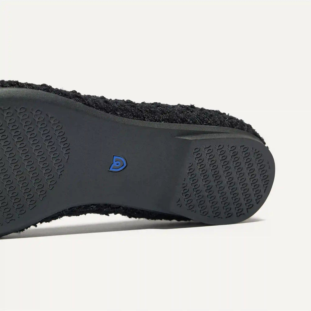 The Point II - Black Bouclé