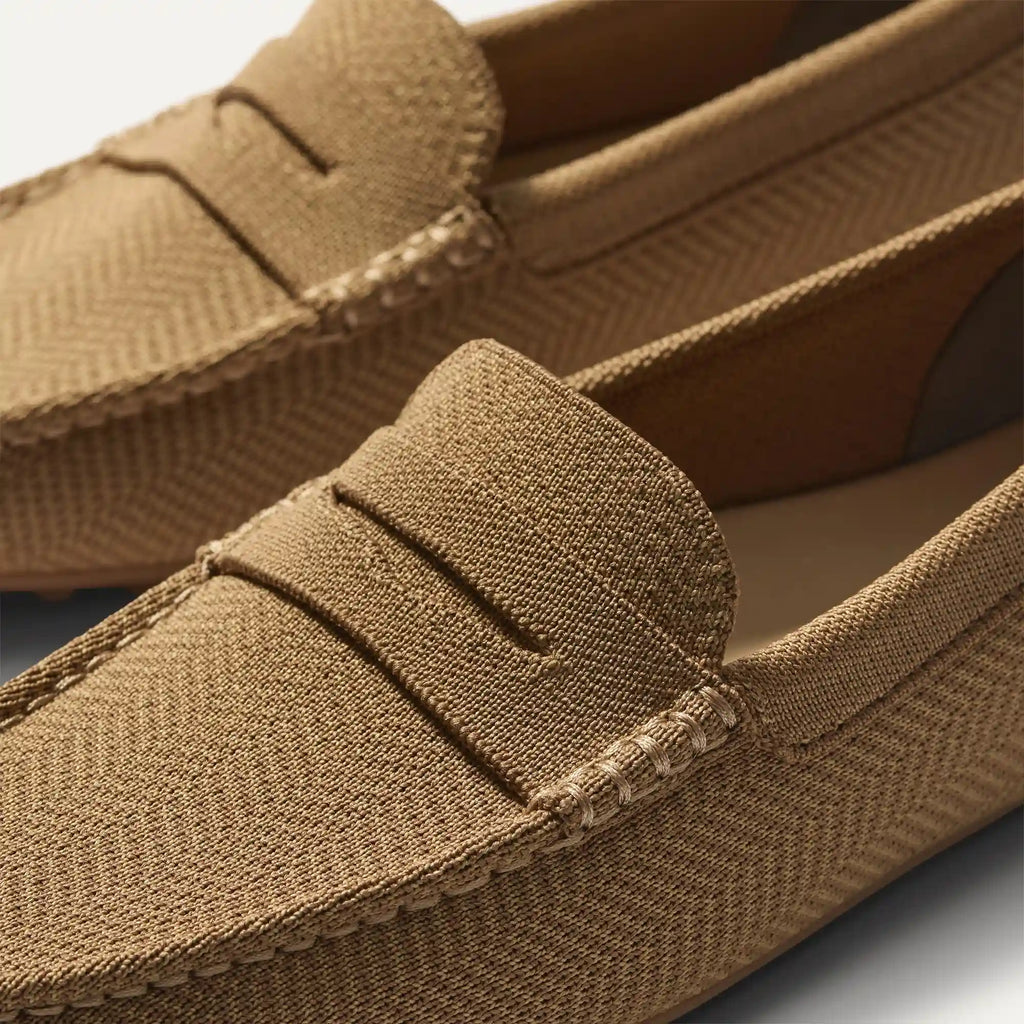 The Men's Daily Driver - Oak Herringbone