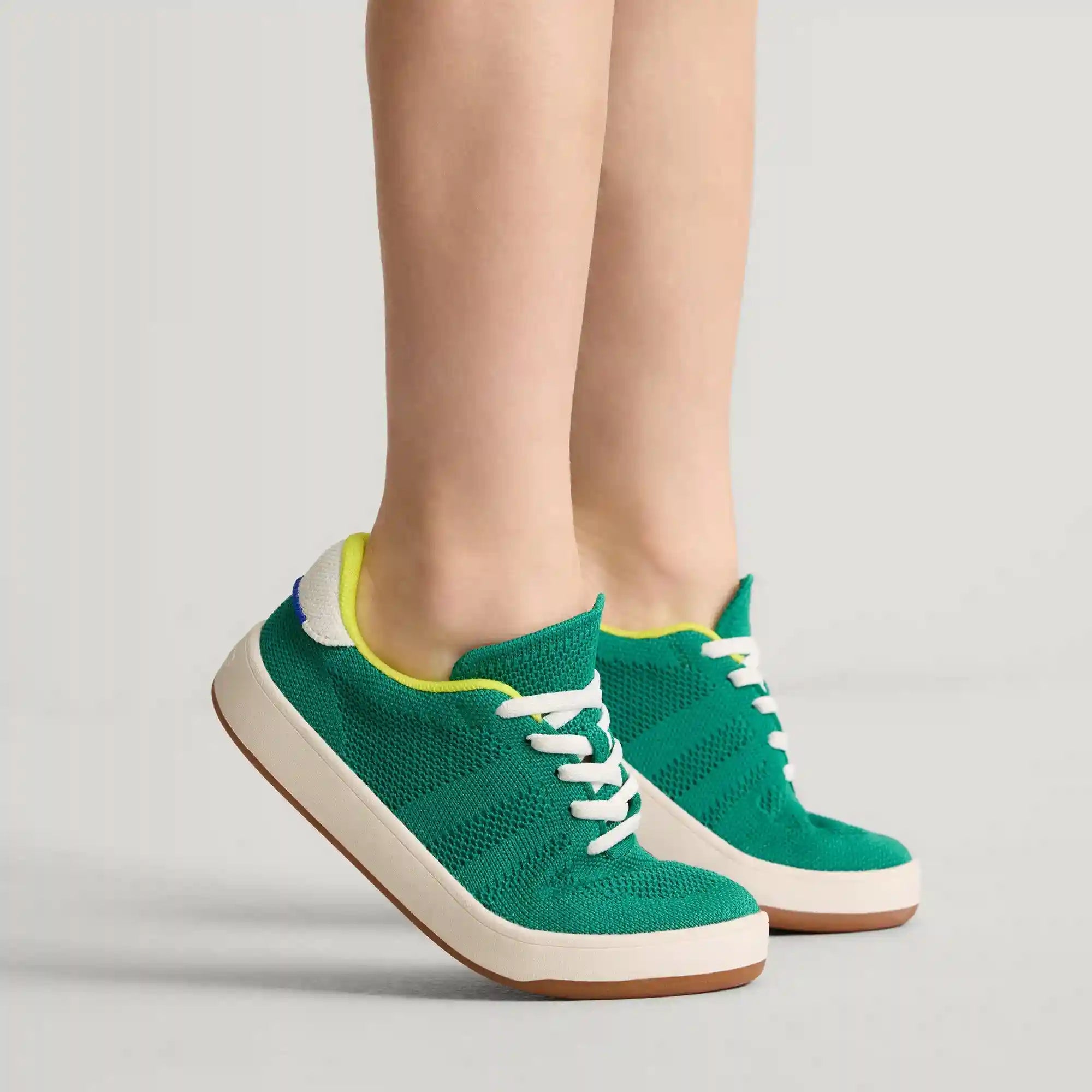 The Kids Stretch Sneaker - Emerald Pop
