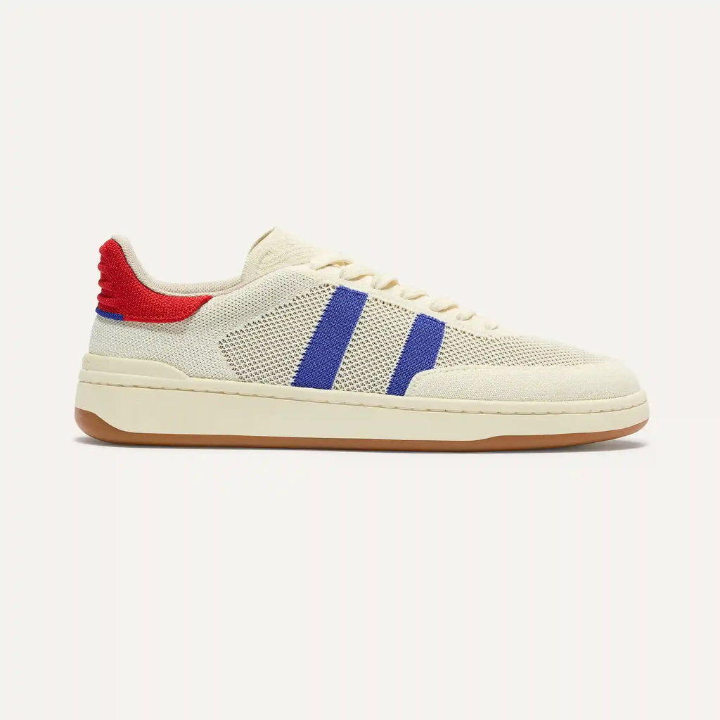 The Men's Court Sneaker - Turbo Blue