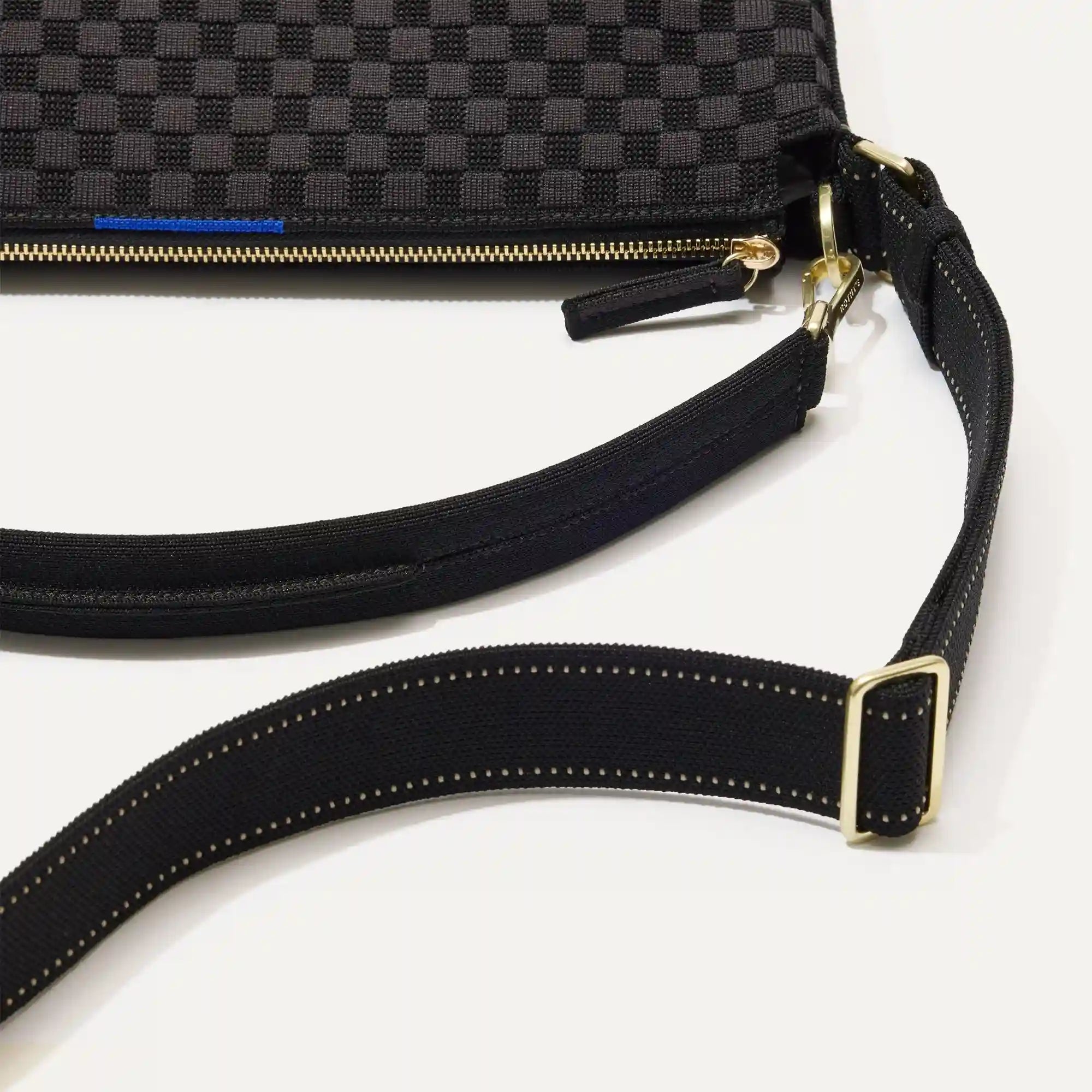 The Mini Zip Bucket - Black Sand