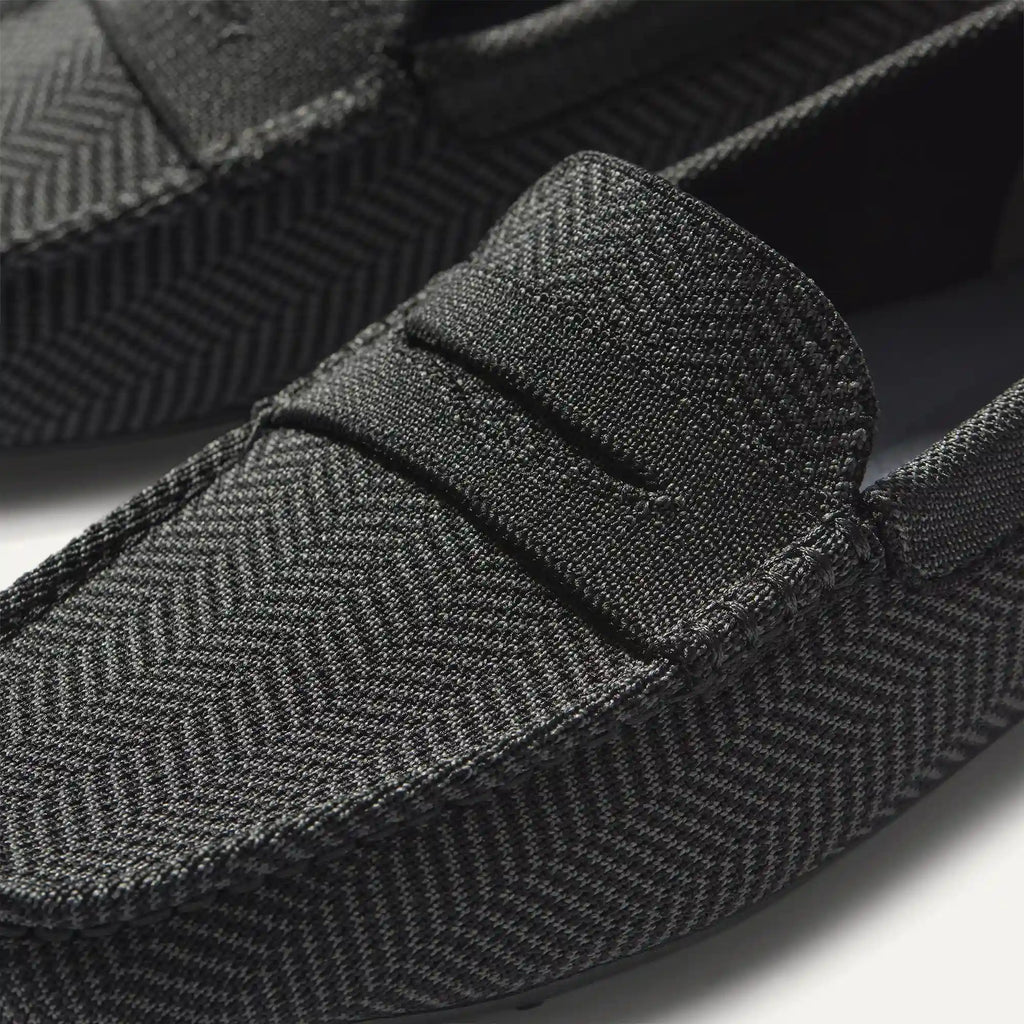 The Men's Daily Driver - Carbon Herringbone
